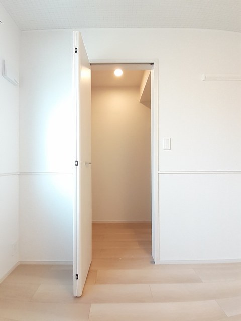 収納　図面と現状に相違がある場合には現状を優先