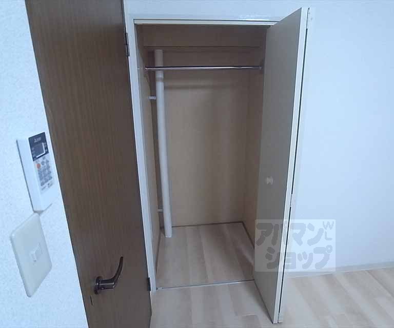 収納　クローゼット