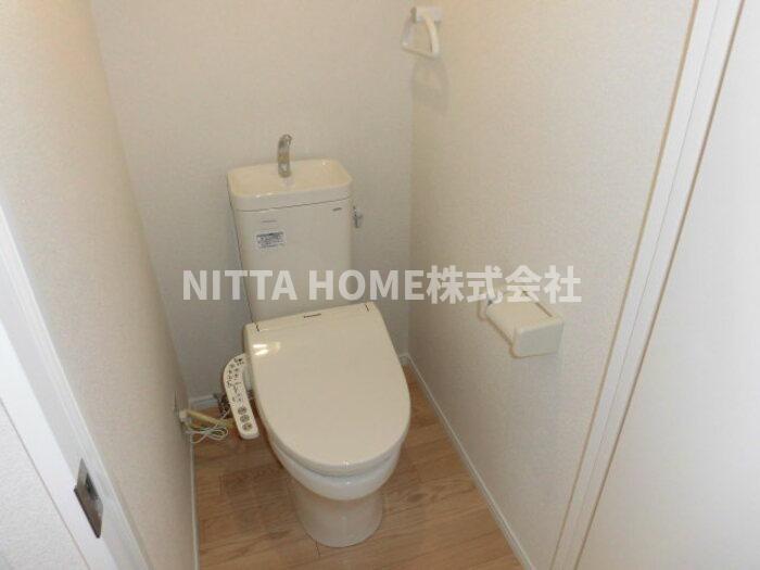 ＪＲ山陰本線 石原駅 徒歩33分 2階建 築41年のトイレ写真