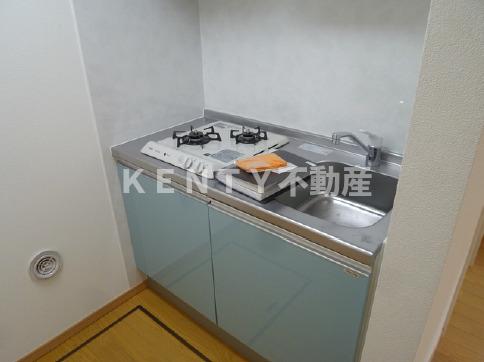 キッチン　コンパクトなキッチンで掃除もラクラク