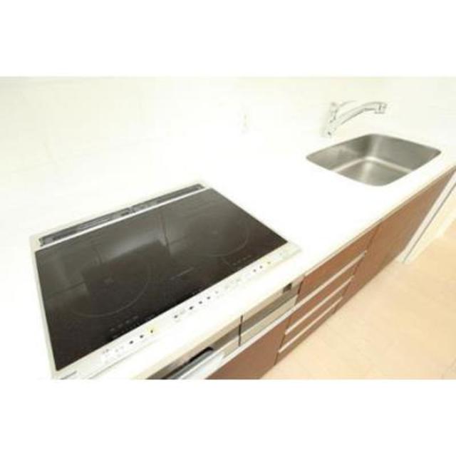 キッチン　※写真は同タイプ住戸です。