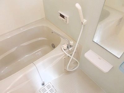 バス・シャワールーム　お風呂です