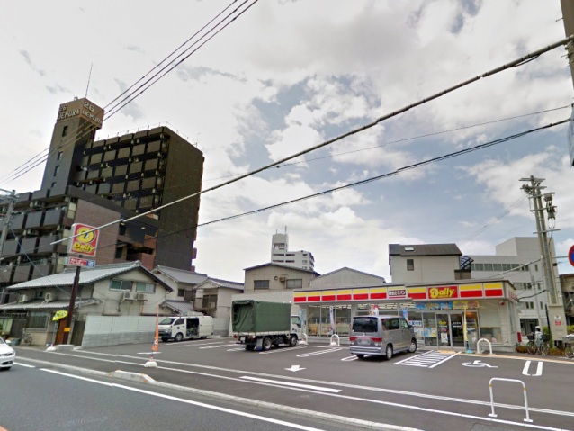 コンビニ　デイリーヤマザキ平野加美南店（コンビニ）まで147m
