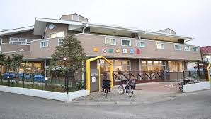 幼稚園・保育園　認定こども園柏鳳保育園（幼稚園・保育園）まで808m