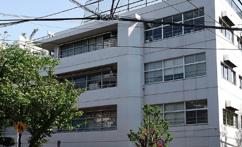 小学校　港区立笄小学校（小学校）まで648m