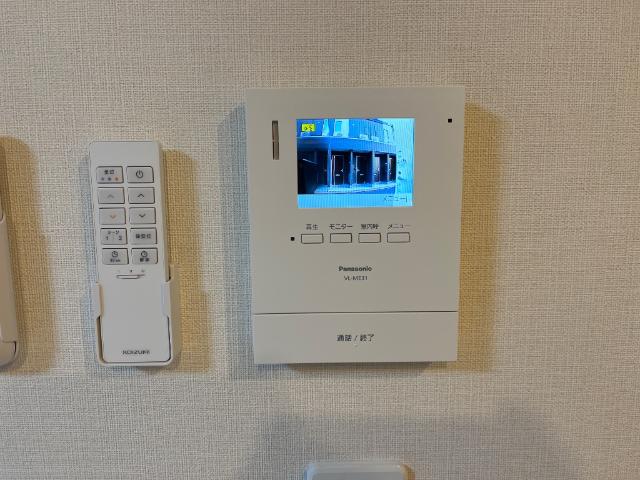 セキュリティ　カメラ付きインターフォン（イメージ）