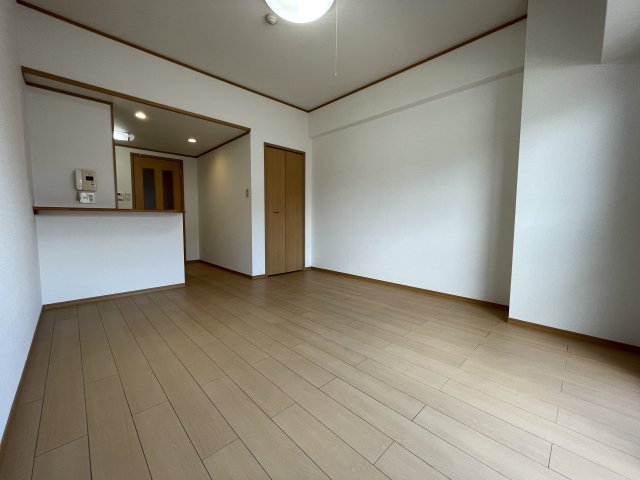居室・リビング　同仕様写真