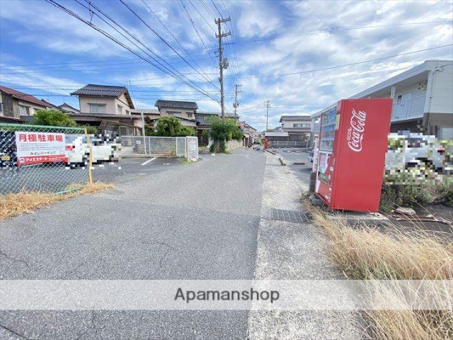 その他　前面道路（その他）まで0m