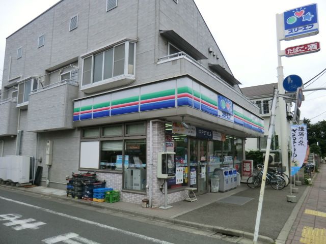 コンビニ　スリーエフ（コンビニ）まで300m