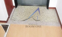 玄関　玄関です。