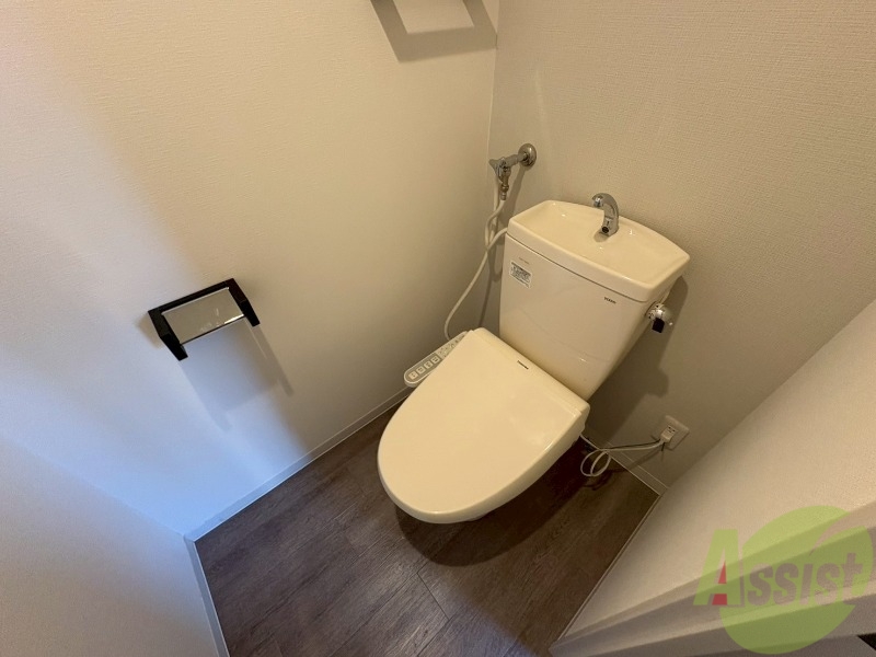トイレ　トイレです。ウォシュレット付を探している方、おすすめです。