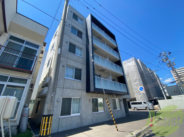 建物外観　札幌市東区北十三条東「ＰＩＮＮＮ１３Ｅ８」