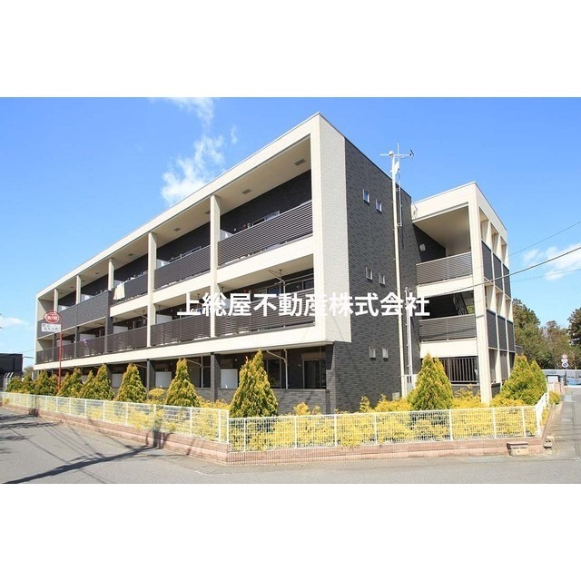 建物外観　オートロック付賃貸マンション