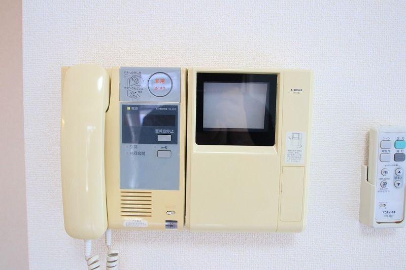 セキュリティ　☆安心のTVモニタ付きインターホン☆