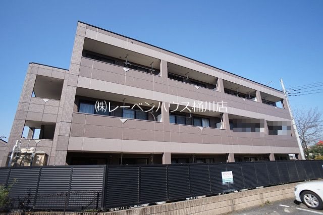 建物外観　レーベンハウス桶川店へ　048-787-5511