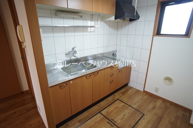 キッチン　同間取り別部屋参考