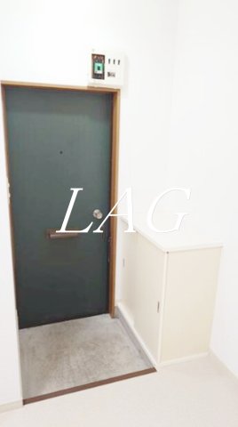 玄関　玄関です。