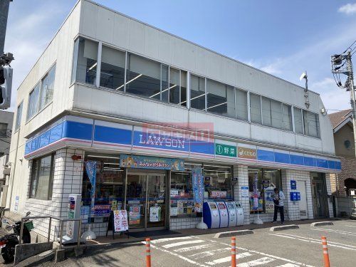 コンビニ　ローソン田園調布1丁目店（コンビニ）まで520m