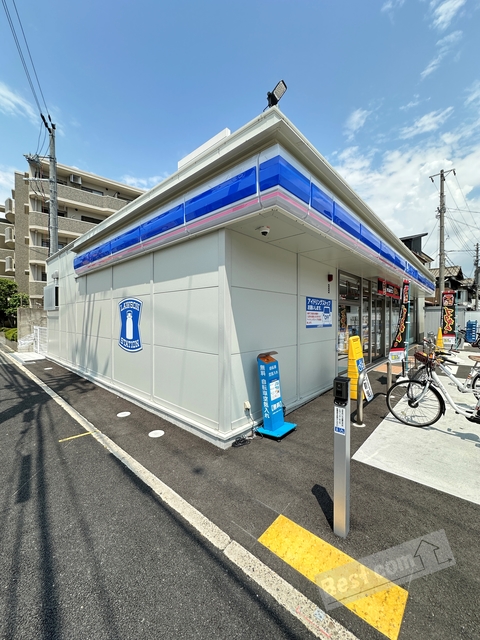 コンビニ　ローソン 堺山本町二丁店（コンビニ）まで249m