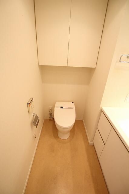 トイレ　コンパクトで使いやすいトイレです
