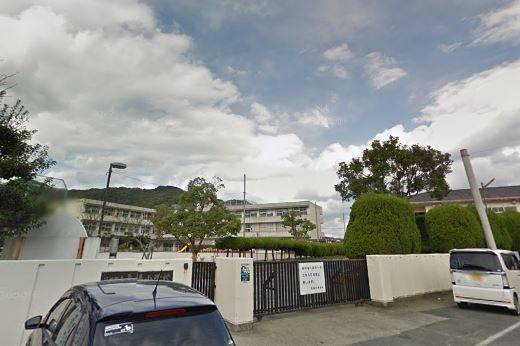 小学校　苅田町立馬場小学校（小学校）まで392m