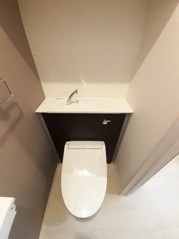 トイレ　落ち着いたトイレです