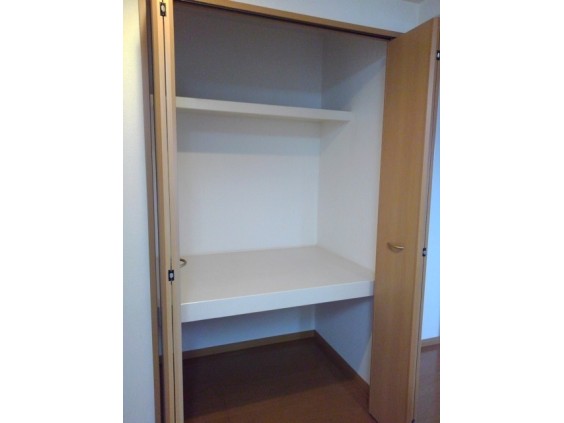 収納　各部屋に収納あります