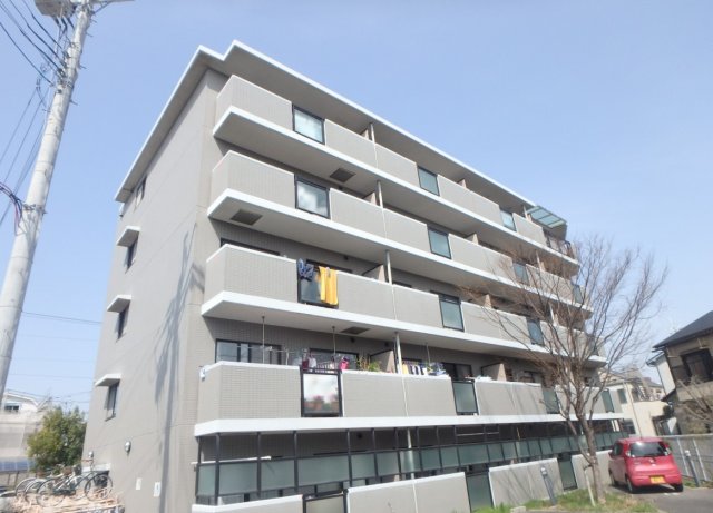 建物外観　落ち着いた雰囲気の外観です