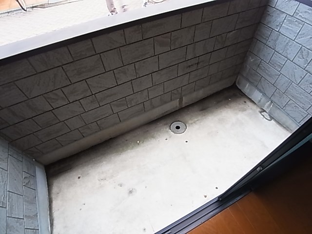 バルコニー　同一物件別部屋写真