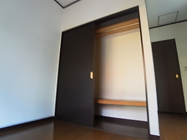 収納　同一物件別部屋写真