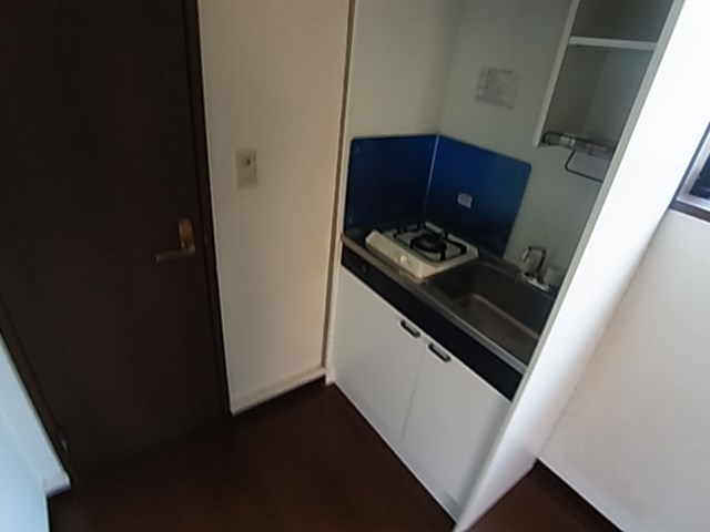 キッチン　同一物件別部屋写真