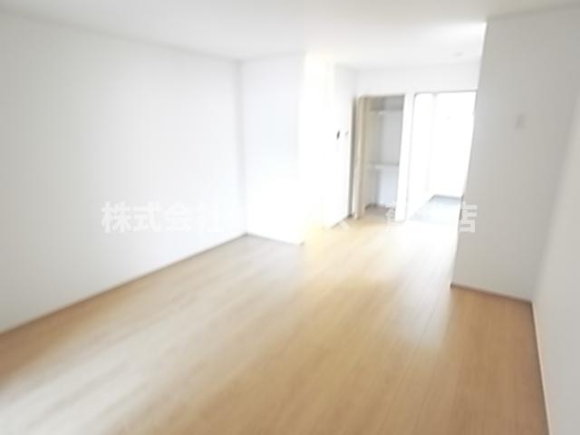 居室・リビング　使いやすい居間です
