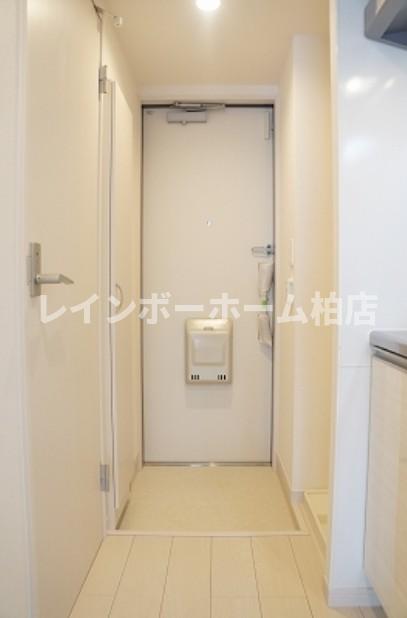 玄関　シューズボックスがあります