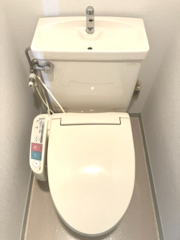 トイレ　トイレ