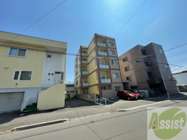 建物外観　札幌市北区北２１条西「ｐａｒｔｉｒｅＮ２１」
