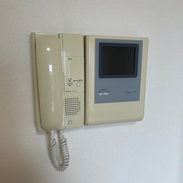 セキュリティ　ＴＶモニター付きインターホンで来客確認ができ安心◎
