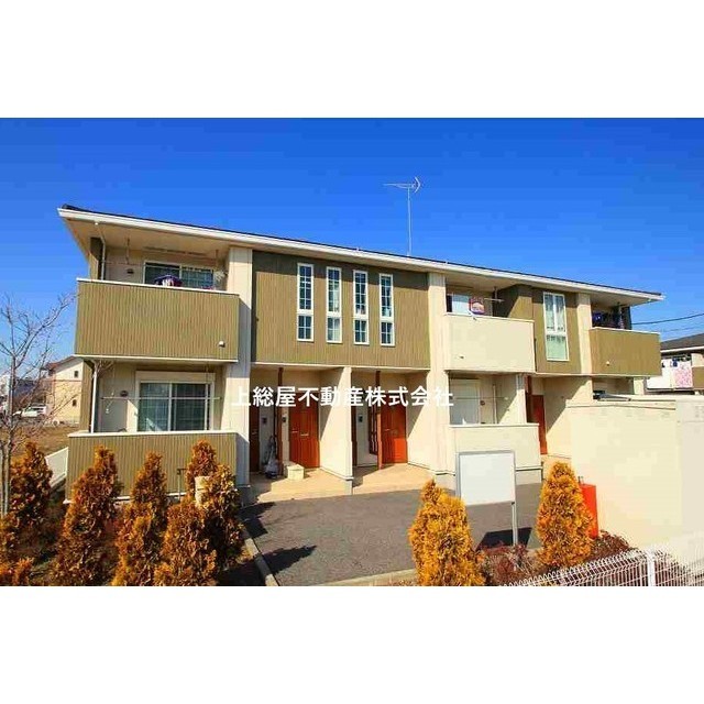 建物外観　２０１２年完成