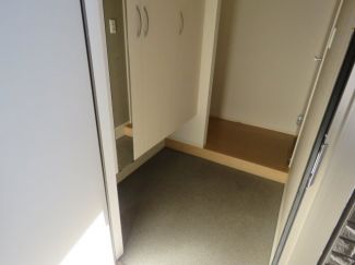 玄関　同型タイプ