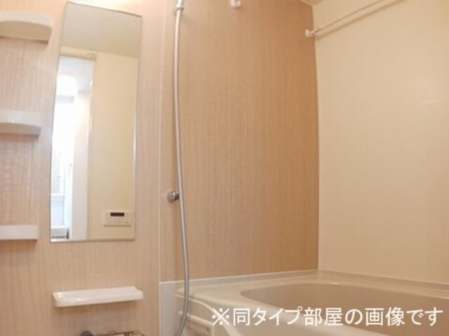 バス・シャワールーム　同タイプ部屋の写真です。