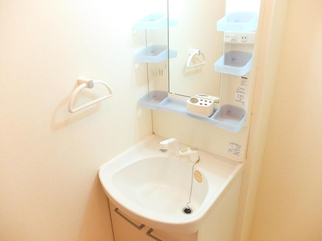 洗面設備　便利な独立洗面化粧台もありますよ~