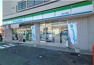 コンビニ　ファミリーマート豊川大崎店様（コンビニ）まで460m