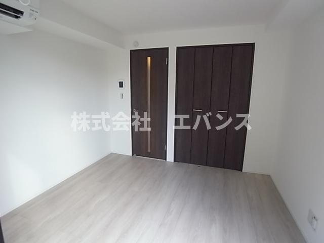 その他部屋・スペース　落ち着いて過ごせるお部屋なので、寝室にいかがでしょうか