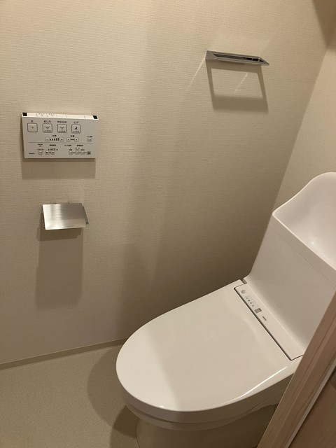 トイレ　※写真は同タイプ住戸です。