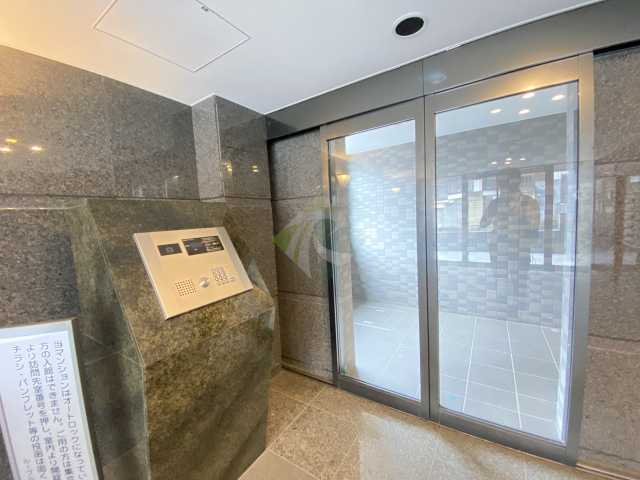 エントランス　ルーブル高円寺参番館