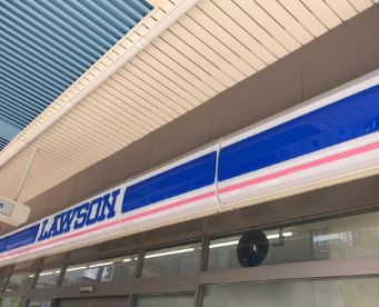 コンビニ　ローソン大井町銀座通店（コンビニ）まで199m