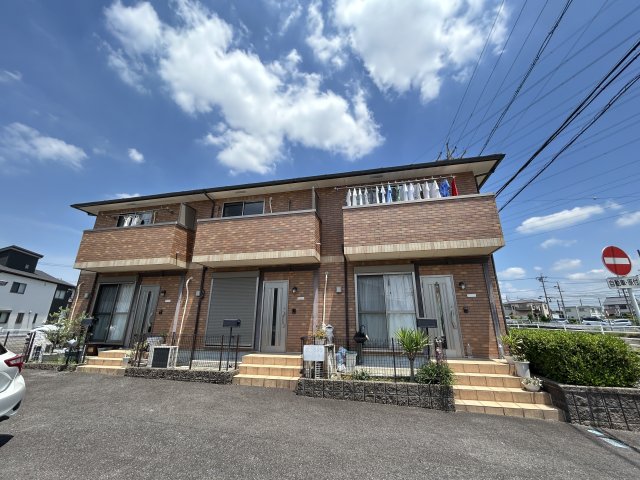 建物外観　落ち着いた雰囲気の外観です