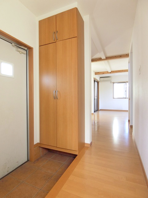 玄関　図面と現状に相違がある場合には現状を優先