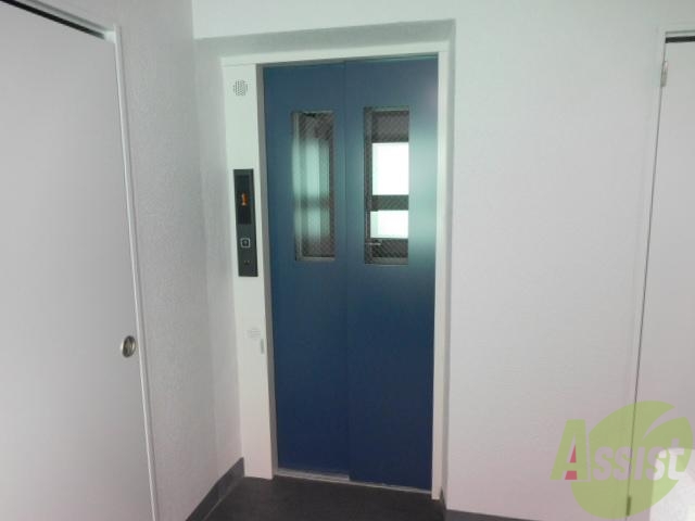 その他共有部分　楽々エレベーターです