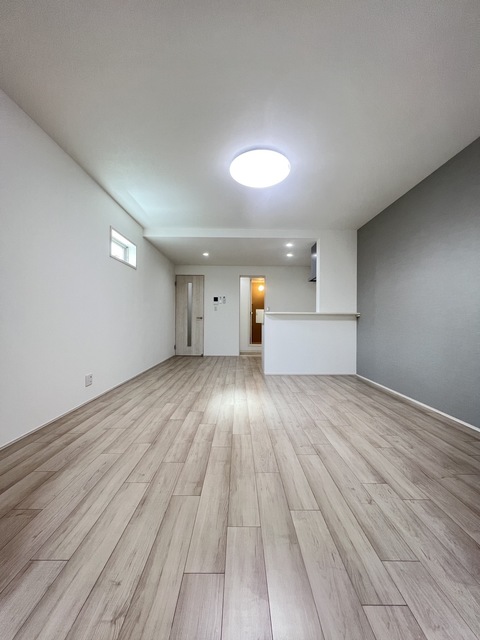 フジパレス堺百舌鳥梅町の居間写真