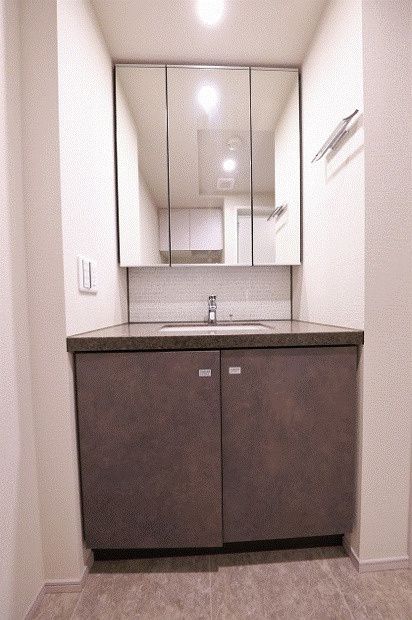 洗面設備　洗面所です
